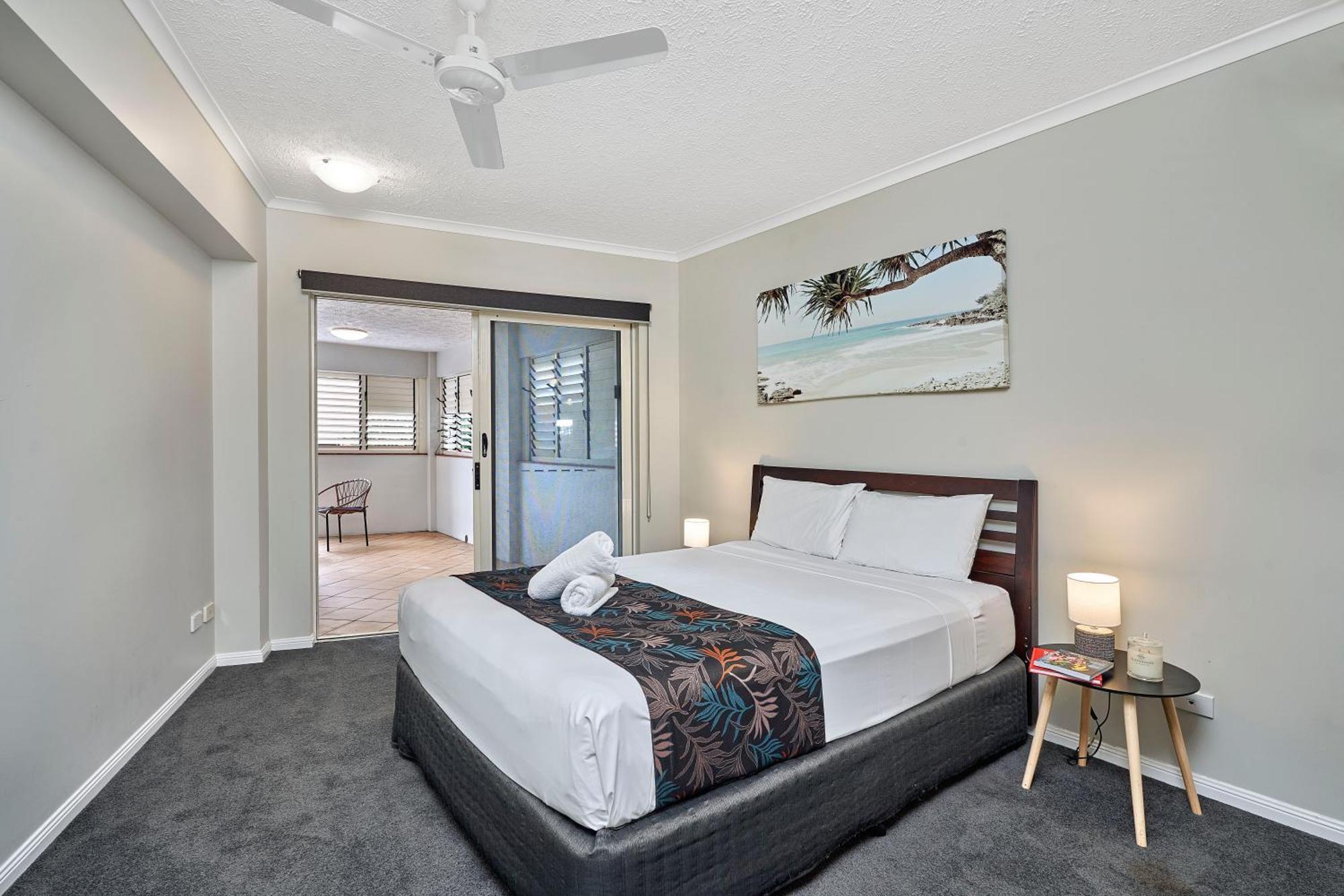 North Cove Waterfront Suites Cairns Eksteriør billede