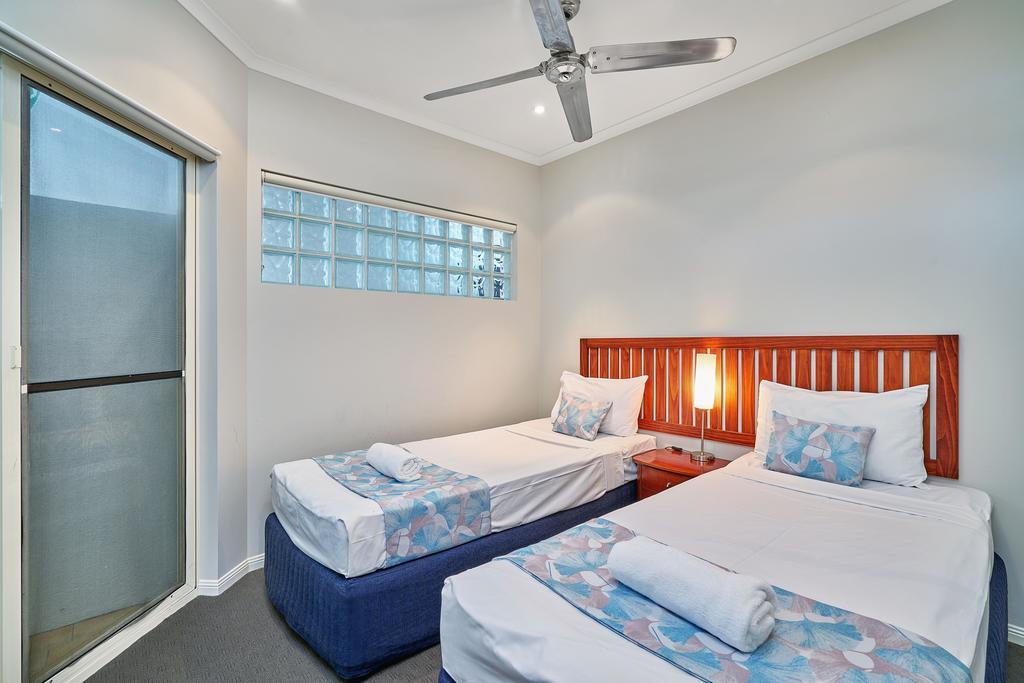 North Cove Waterfront Suites Cairns Værelse billede